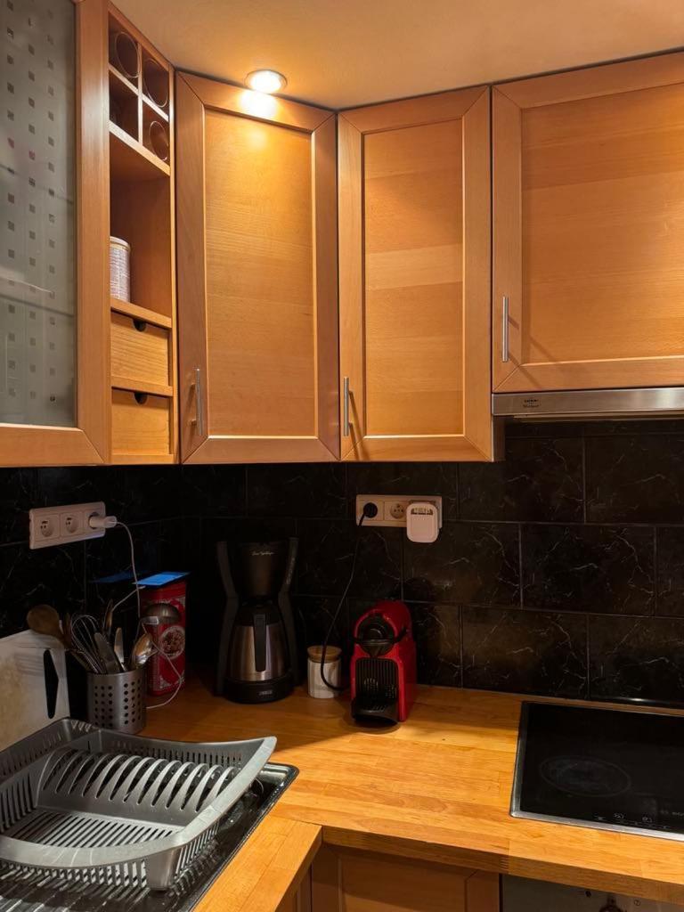 Lisa Appartement Bruxelles Exterior foto